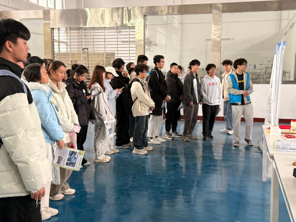 _cgi-bin_mmwebwx-bin_webwxgetmsgimg__&MsgID=5421402072374263243&skey=@crypt_42ea0112_483aa40c1d7596a266ca4b52a08d6ddf&mmweb_appid=wx_webfilehelper